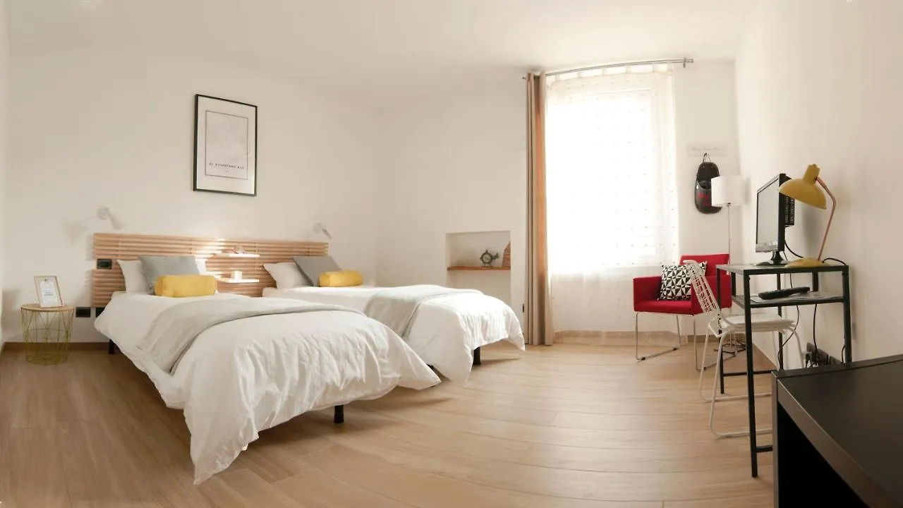Alojamento de Acomodação e Pequeno-almoço Al Nifontano B&B - Ideal For Family Or Couples - 2 Rooms - Lakeview Varese
